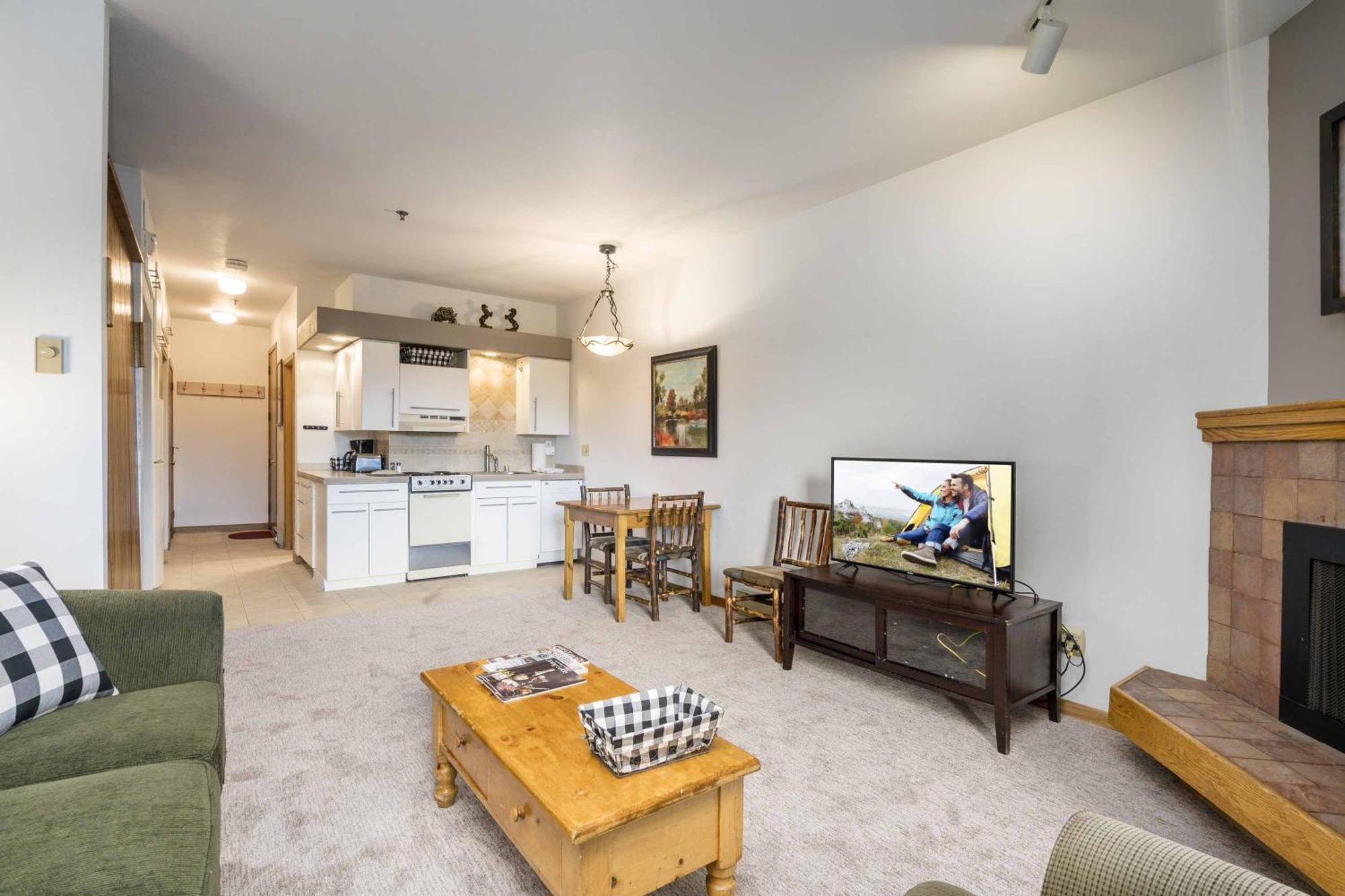 Snow Flower Condos スティームボートスプリングス 部屋 写真